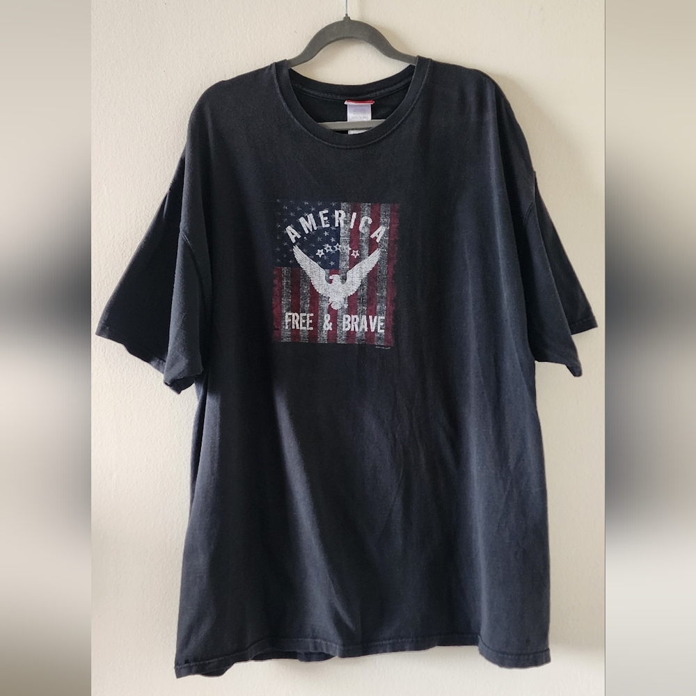 Sonoma Black and Red Short Sleeve Tee